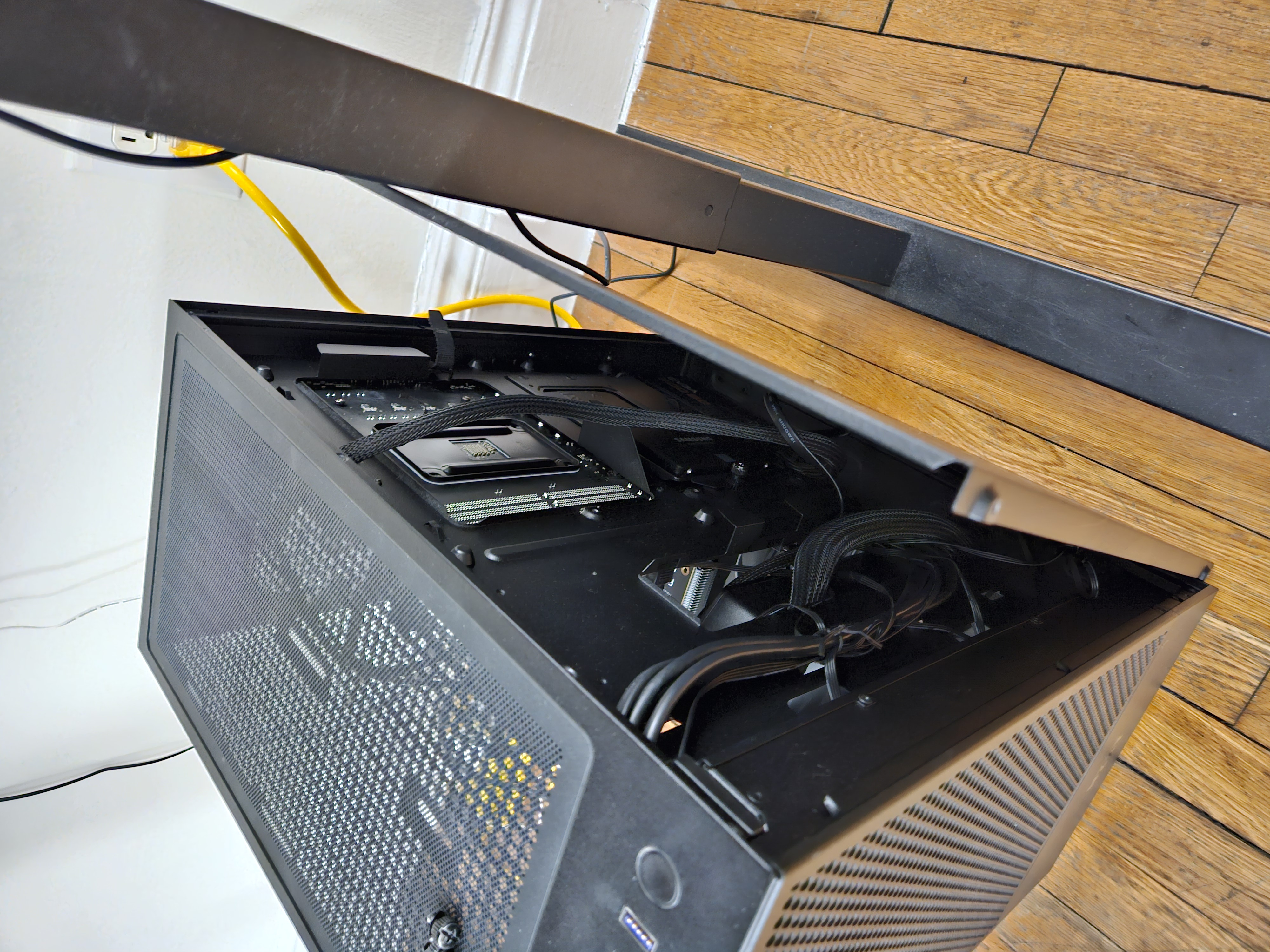 PC Glass Side